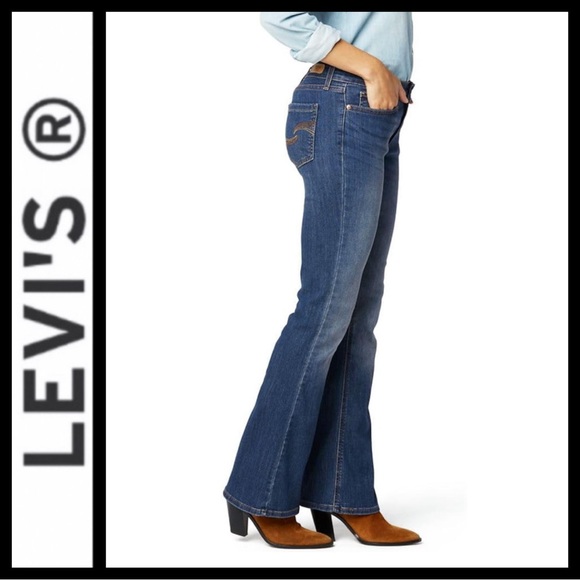 NWT Signature Levi’s True Boot Jeans - Picture 4 of 8